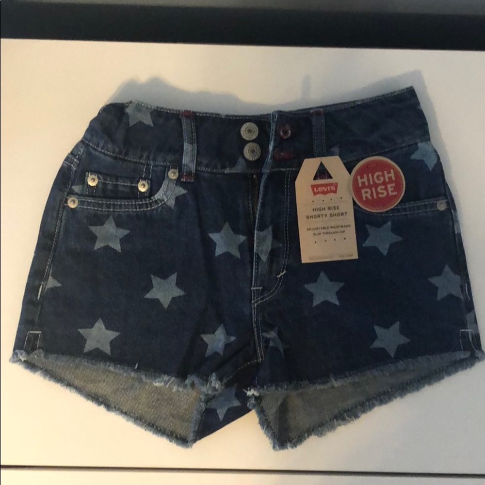 Levi’s High Rise Shorty Short